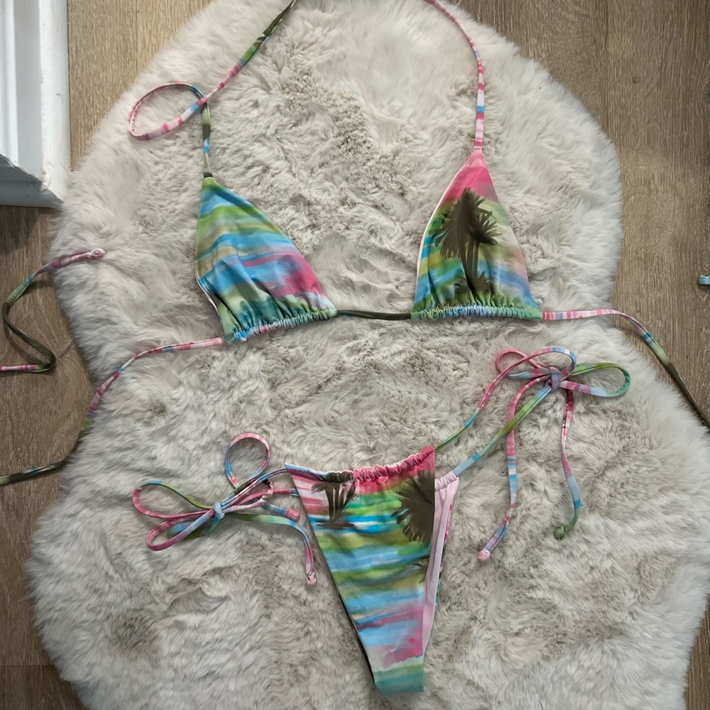 Like new Frankie’s Bikinis size S